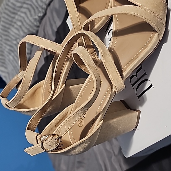 Dream Pairs Madison Nude/Suede Sz 8 Shoes Cocktail Wedding Prom SemiFormal Wow - Picture 2 of 6